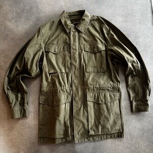 Mens like new Todd Snyder green military style zip up with buttons jacket